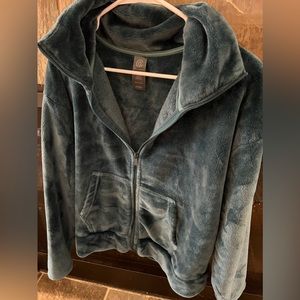 Women’s Champion zip up size medium.